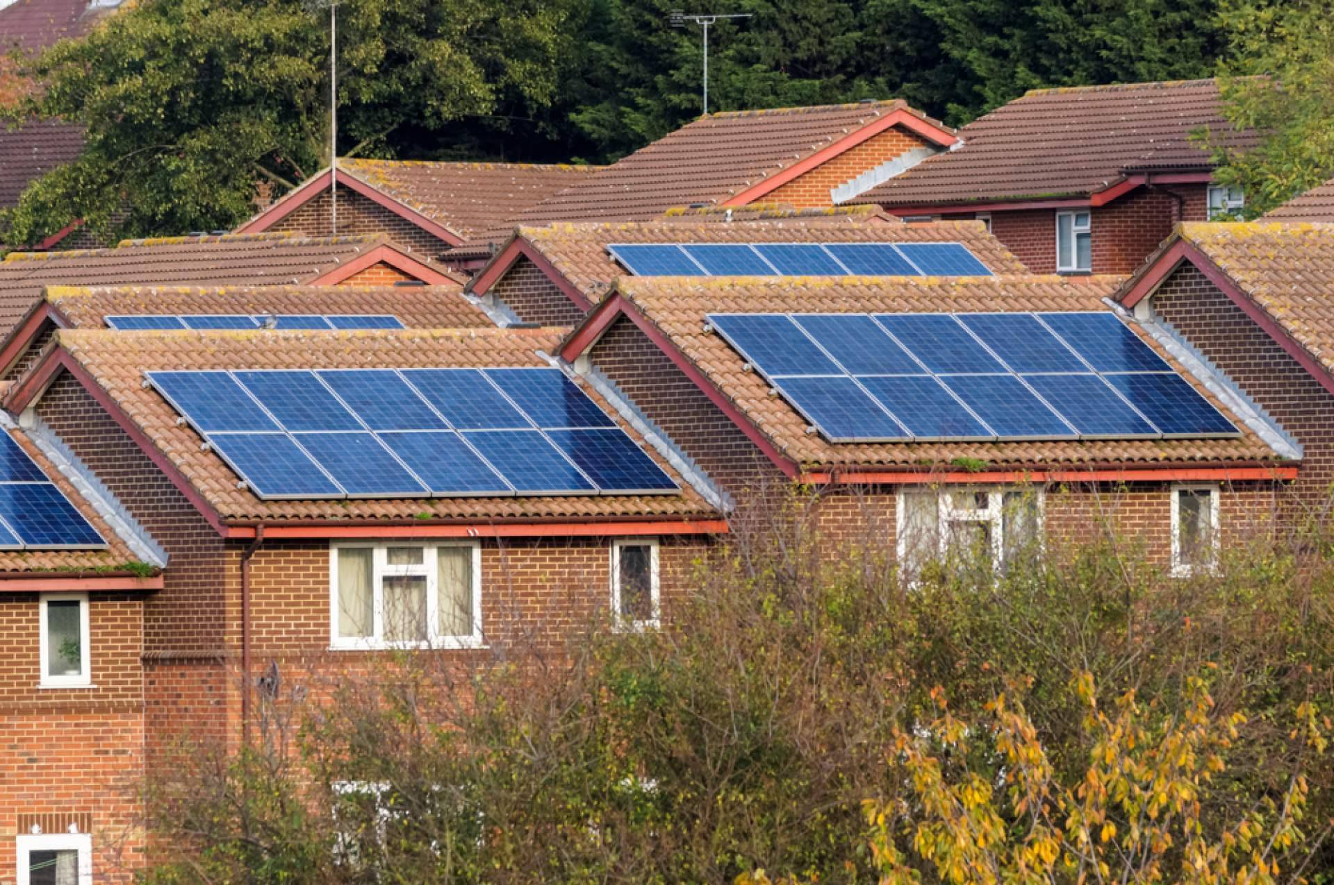 Las ventajas de tener autoconsumo fotovoltaico, con Geesol