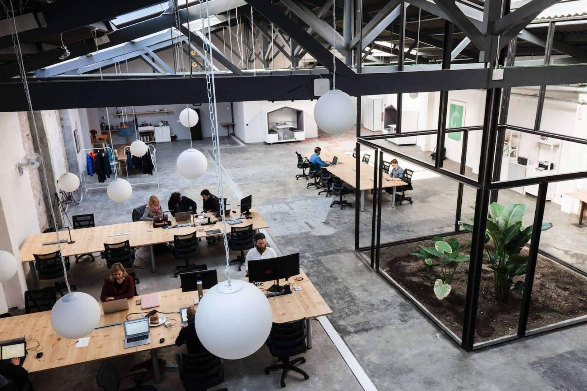 Encontrar oficinas de manera rápida en Barcelona, de la mano de Sitandplug