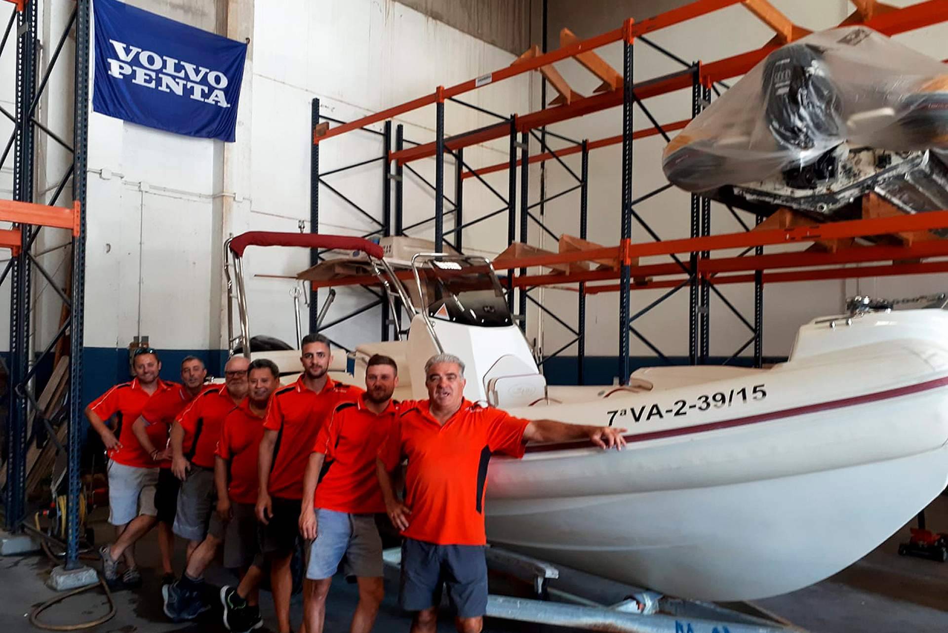 Encontrar en Cadaqués venta y servicio integral náutico, con Motonàutica Manel